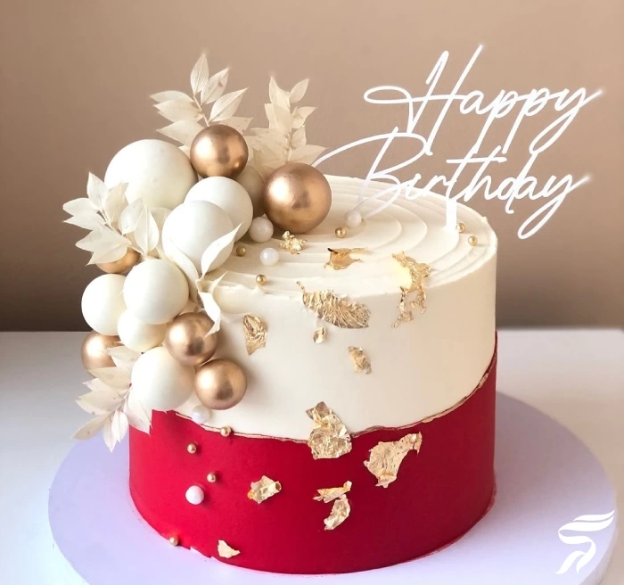 کیک سفید قرمز مینیمال