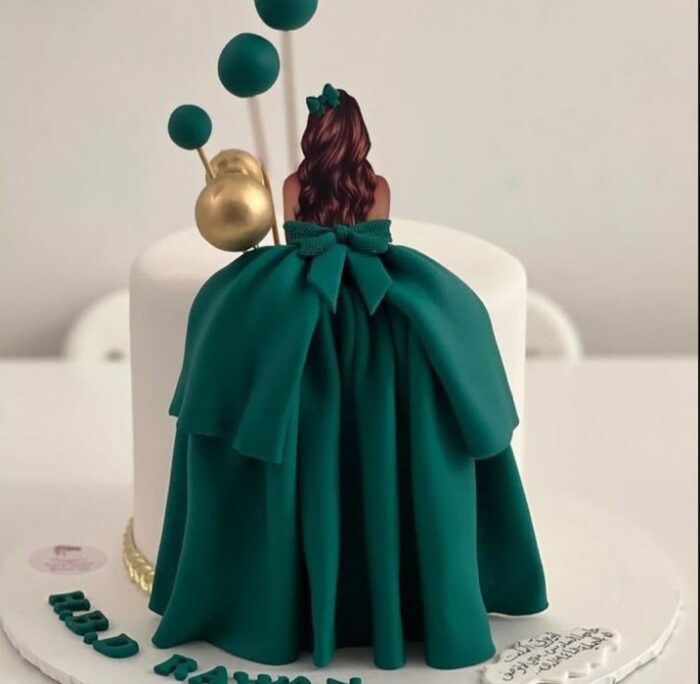 کیک دخترانه