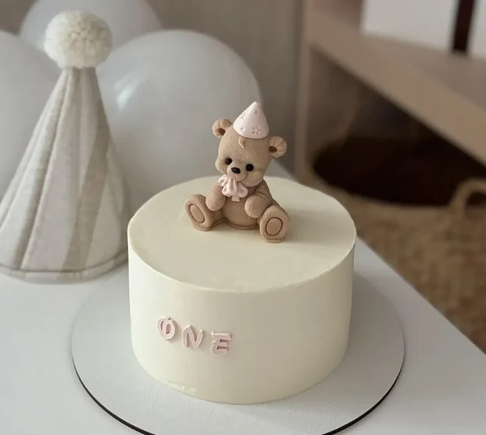 کیک مدل عروسکی